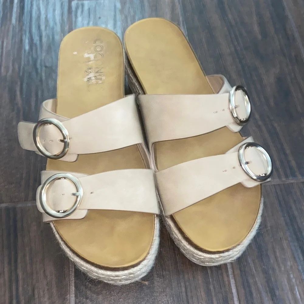Coconuts by Matisse slip on espadrille style